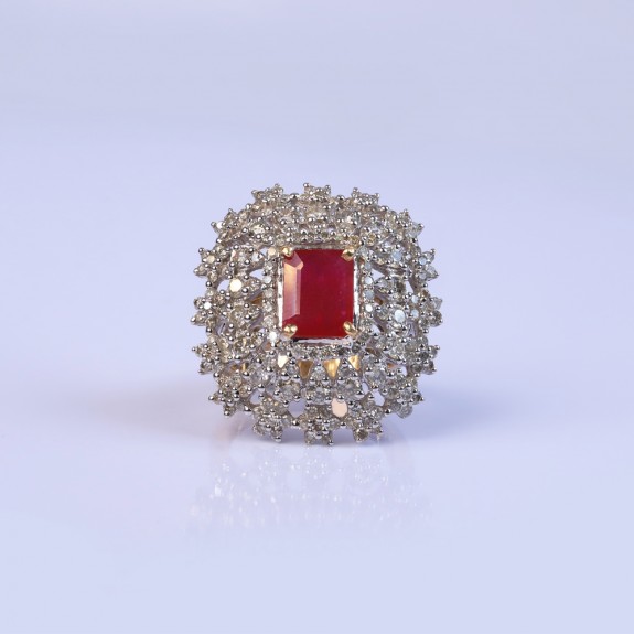 Cocktail Vintage Ruby Ring