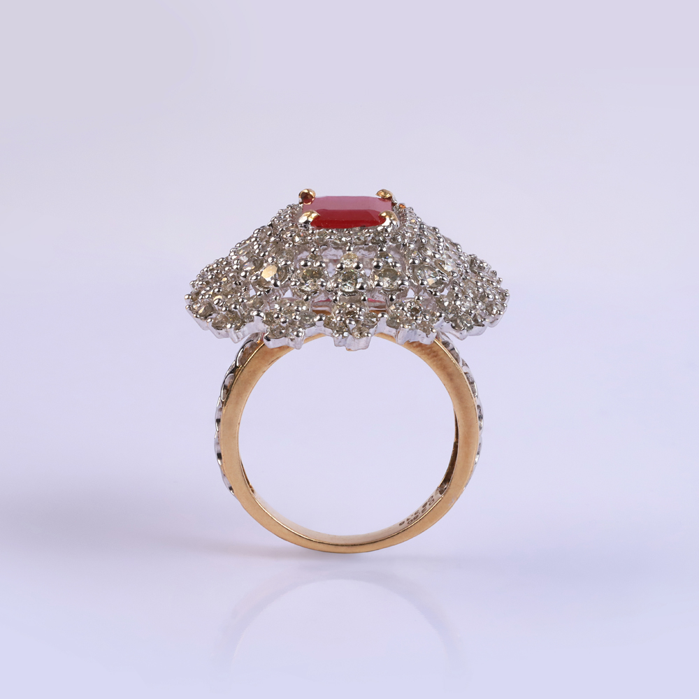 Cocktail Vintage Ruby Ring