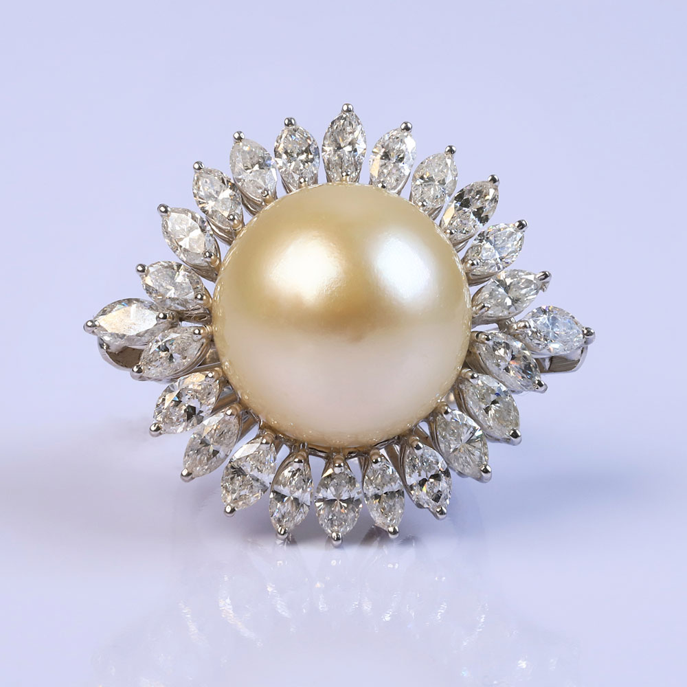 Intense Ivory Pearl Ring
