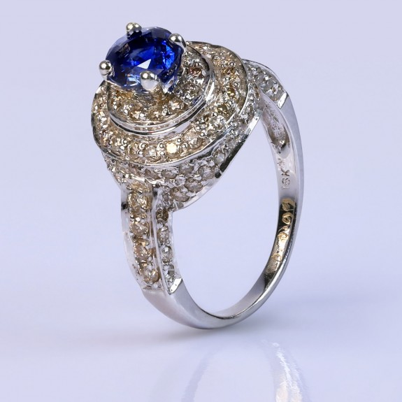 Blue elizabeth halo ring